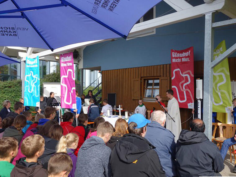 Gottesdienst in Moosbach beim Ministrantentag